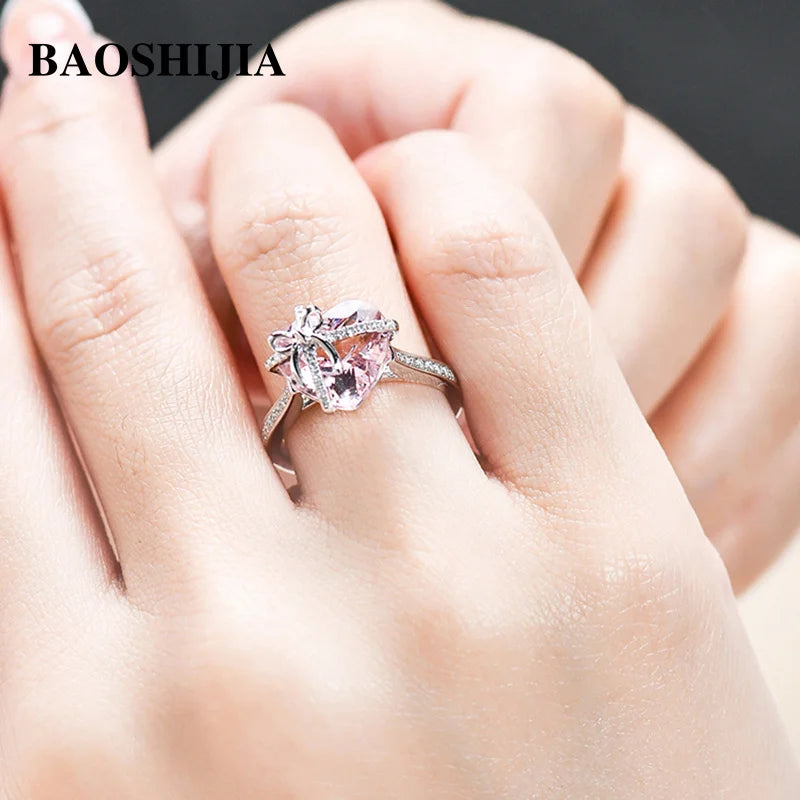 BAOSHIJIA Women's Solid 18K White Gold Ring Fashion Natural Heart-shaped Morganite Diamonds Bow Decoration Beautyful