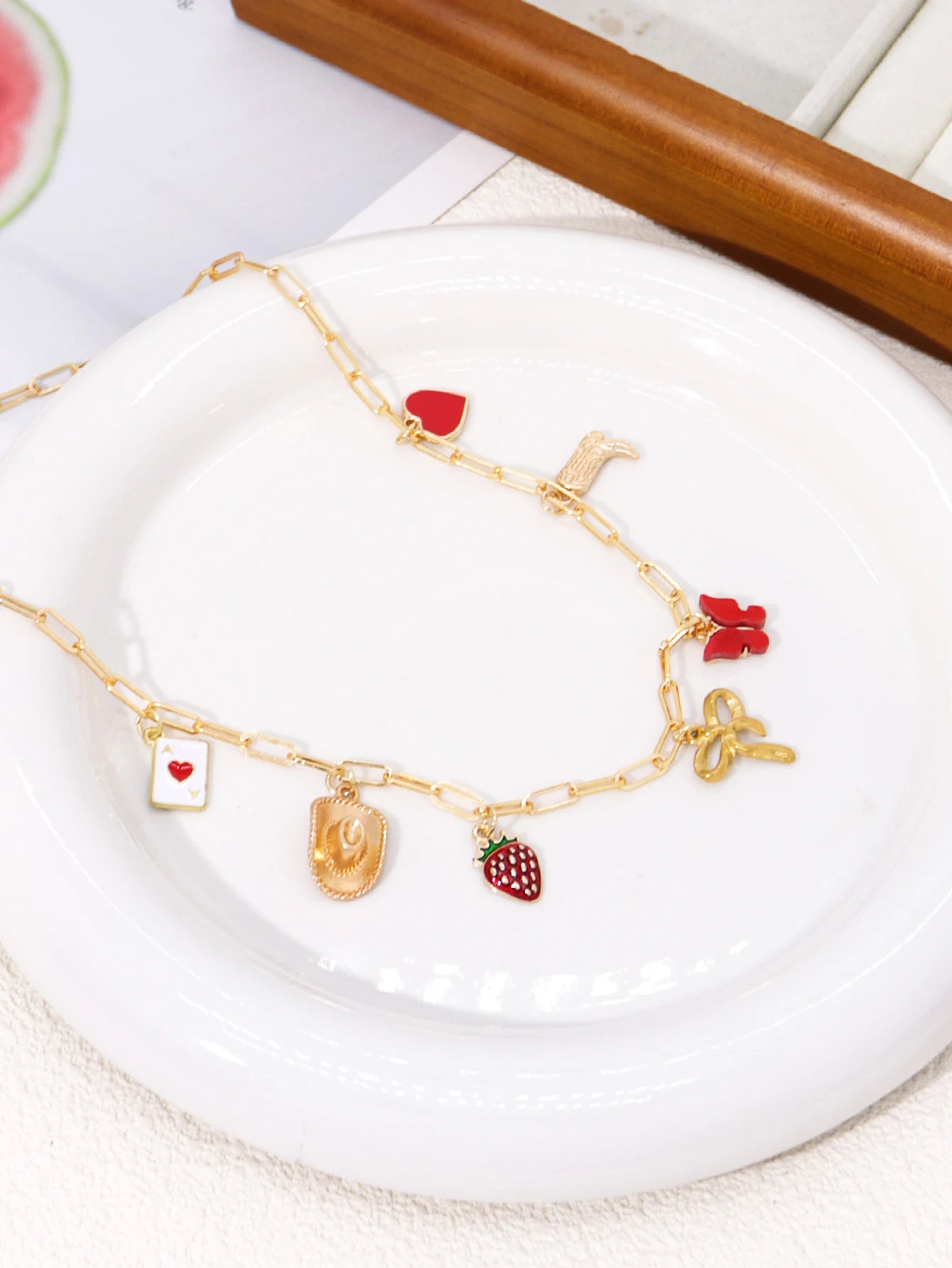 Creative Stainless Steel Bow Strawberry Pendanta Pendant Necklace For Women Charms Dainty Jewel