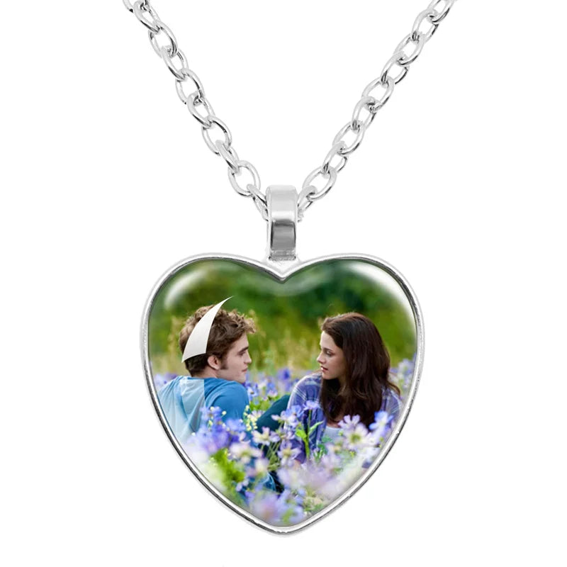 Movie Bella Edward Jacob Renesmee Pendant Necklace Glass Cabochon Twilight Character Chain Girl Women Fashion Jewelry