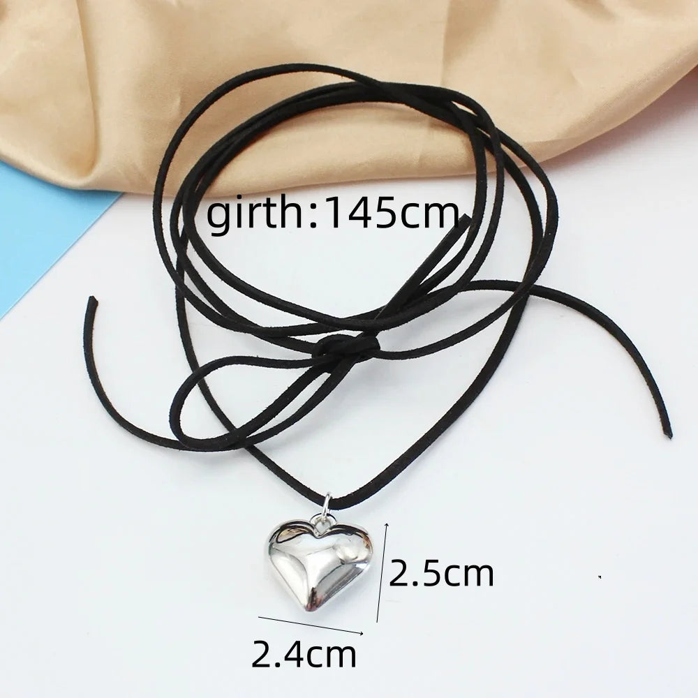 Punk Goth Black Velvet Big Heart Pendant Choker Necklace for Women Elegant Weave Knotted Bowknot Adjustable Chain Jewelry