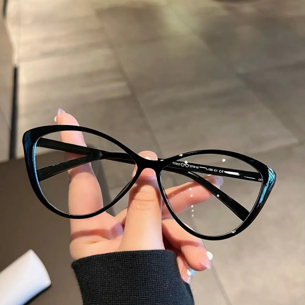 Sweet Cool Eyewear Trend Reading