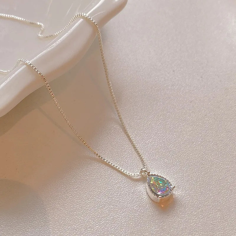 Hot New 925 Sterling Silver Flash Diamond Necklace Simple Zircon Water Drop Pendant Feminine Clavicle Chain Fashion Jewelry Gift