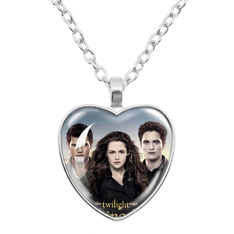 Movie Bella Edward Jacob Renesmee Pendant Necklace Glass Cabochon Twilight Character Chain Girl Women Fashion Jewelry