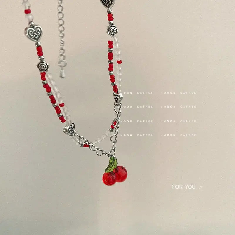 Y2K Red Cherry Heart Beaded Choker Necklace Women Boho Beads Cherry Pendant Necklaces Vintage Irregular Egirl Necklace Jewelry
