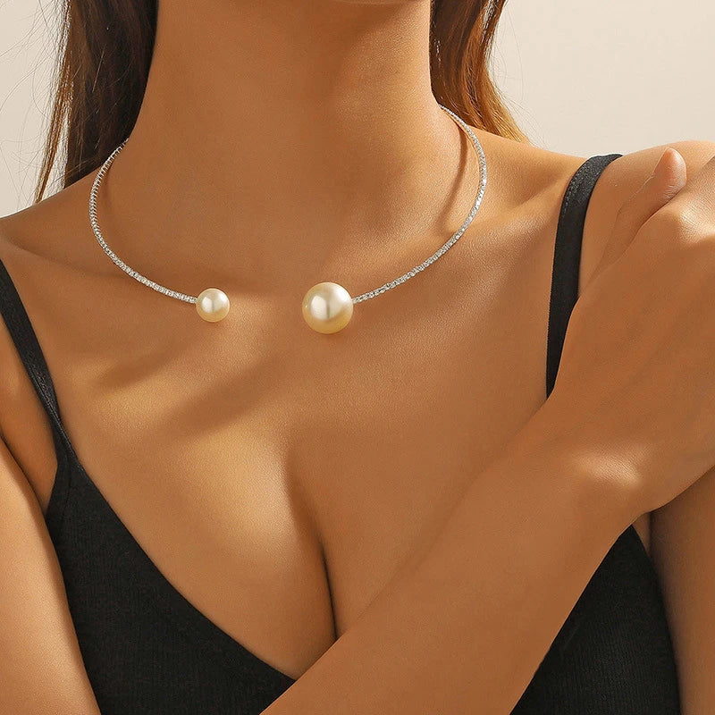 Fashion Rhinestone Large Pearls Heart Collar Choker Necklace for Women Simple Open Collar Necklace Torques Jewelry Accessories