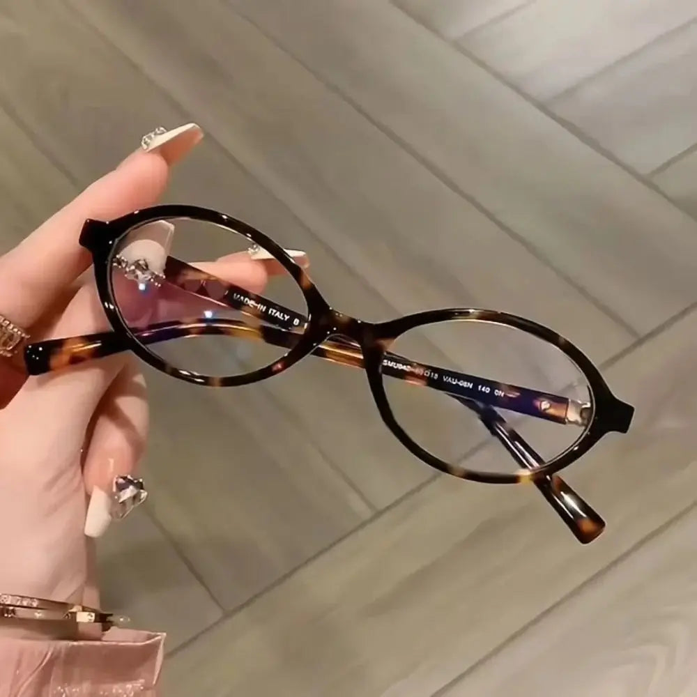 Sweet Cool Eyewear Trend Reading