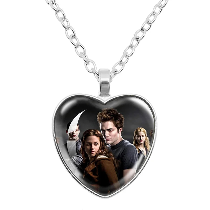 Movie Bella Edward Jacob Renesmee Pendant Necklace Glass Cabochon Twilight Character Chain Girl Women Fashion Jewelry