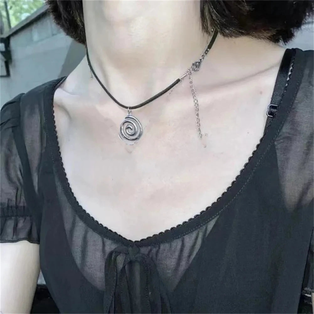 Vintage Spiral Vortex Pendant Hand-woven Leather Rope Necklace for Women Unisex Boho Pentagram Necklace Fashion 2023 Y2K Jewelry