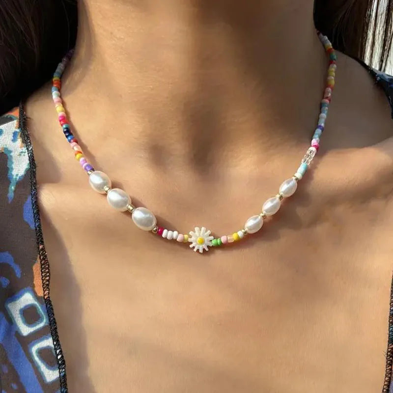 YWZIXLN Bohemian Colorful Beads Chain Fashion Necklaces White Heart Pendant Jewelry For Women Valentine's Accessories N0463