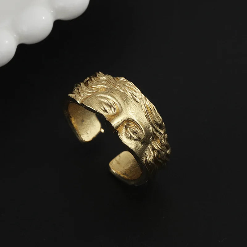 European and American popular Venus half face ring for both men and women, cool and fashionable style, adjustable opening, creat