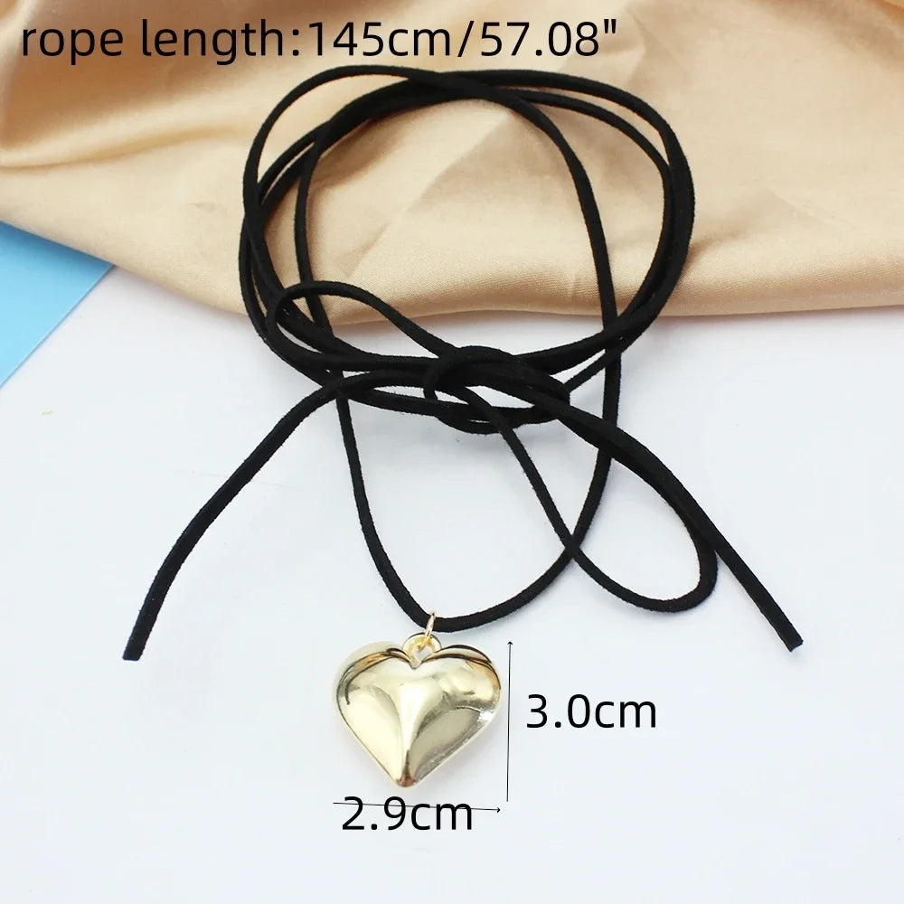 Punk Goth Black Velvet Big Heart Pendant Choker Necklace for Women Elegant Weave Knotted Bowknot Adjustable Chain Jewelry