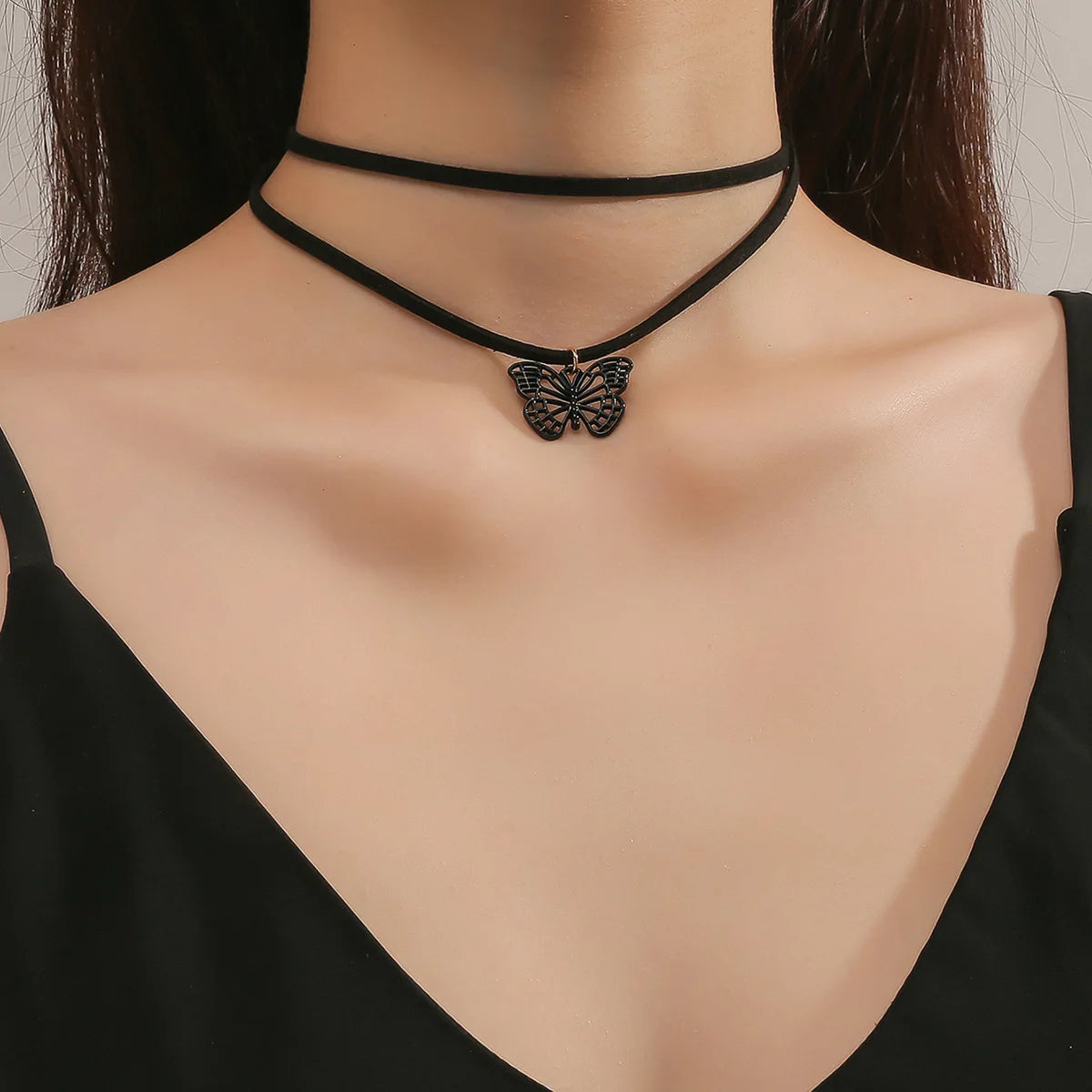 Simple Vintage Velvet Pearl Choker Short Black Clavicle Collar Necklace Gothic Chokers Necklaces for women