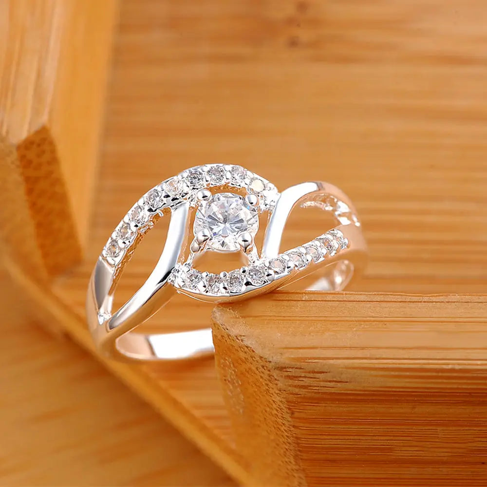 New Streetwear Silver Color Shiny Zircon Diamond Rings for Women Wedding Party Gifts Fine Jewelry Engagement Rings