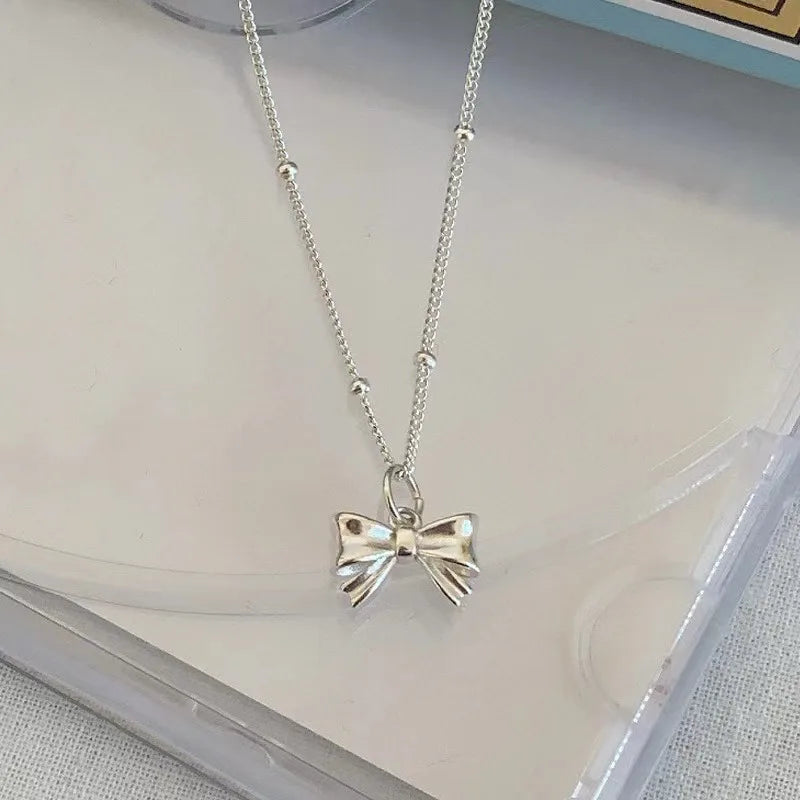 Korean Fashion Shiny Butterfly Necklace Exquisite Silver Chain Necklace Ladies Wedding Party Jewelry Gift Female Wholesale