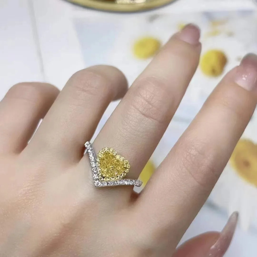 SGARIT Jewelry 18K White Gold Inlaid Diamond Love Heart Ring Classic 1.15 Carat Heart Cut Yellow Diamond Halo Ring for Woman