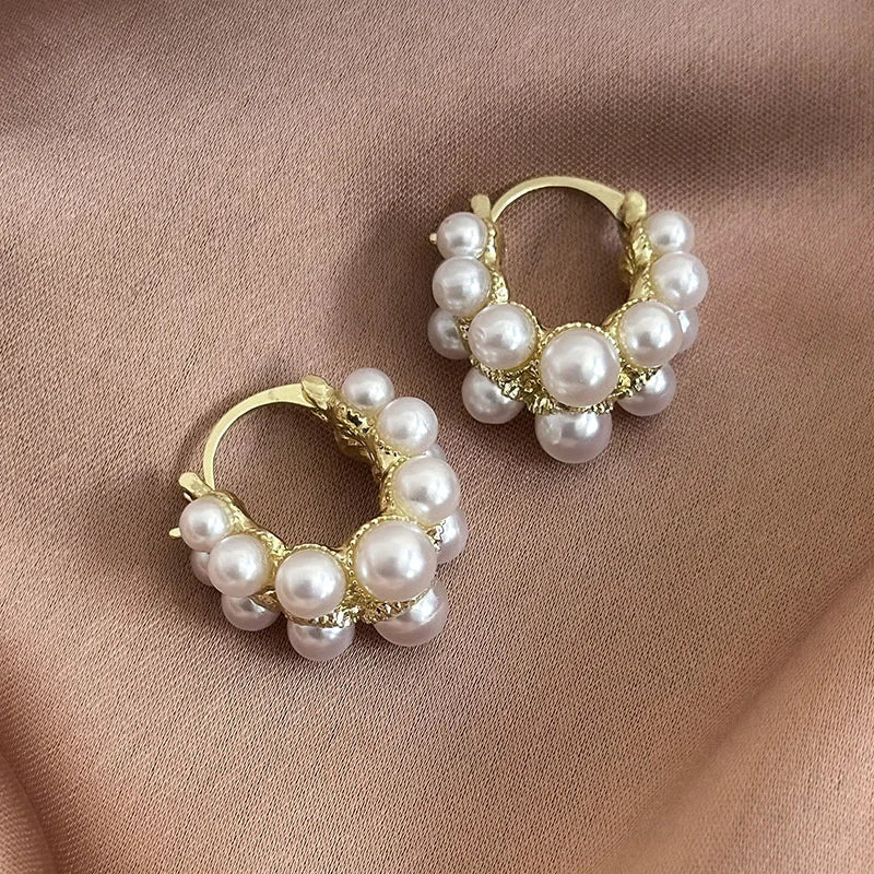 Pearl Oval Hoop Earrings