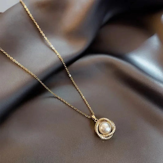 Pearl Pendant Necklace