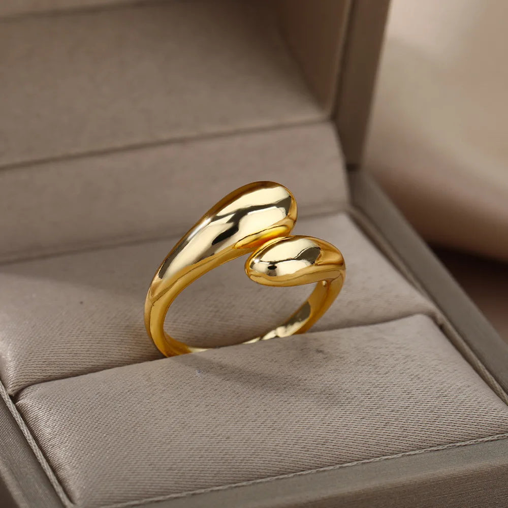 Elegance ring